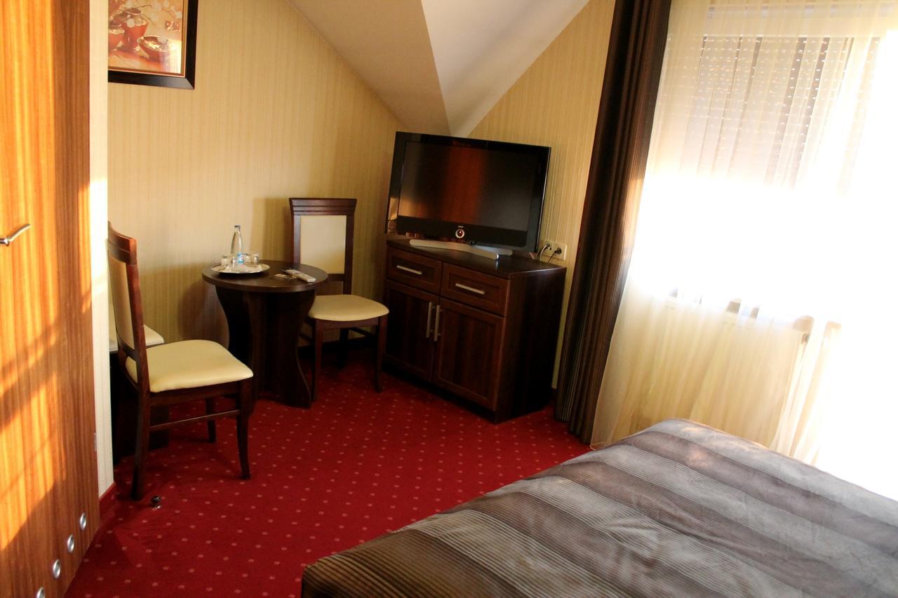 Hotel Linder Malnia Chambre photo